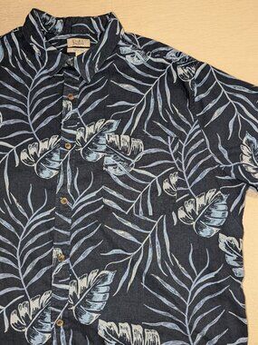 Croft & Barrow Tropical Palm Hawaiian Shirt